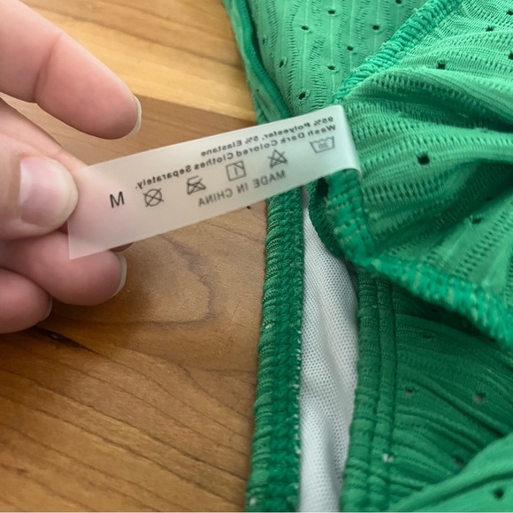 Women’s 3 Piece Bikini Set Bandeau Top, Thong Bottom & Cover Up Size Medium - Picture 4 of 8